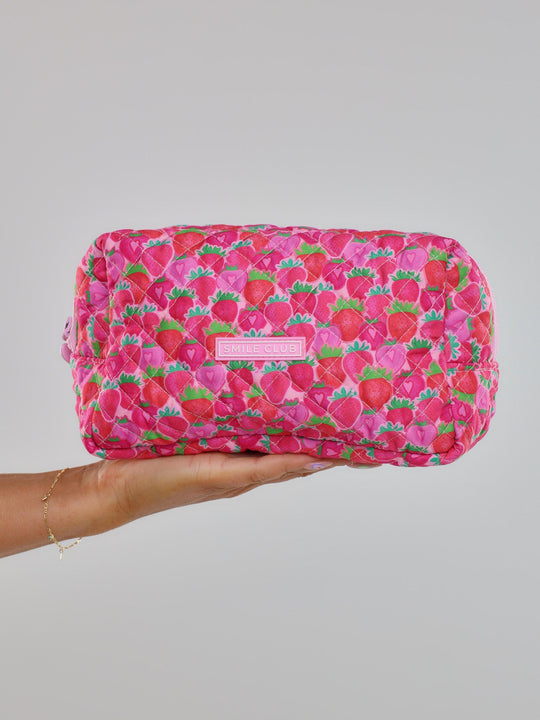 QUILTED POUCH - STRAWBERRY KISS