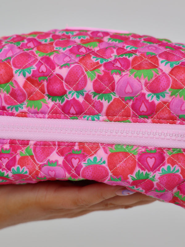 QUILTED POUCH - STRAWBERRY KISS